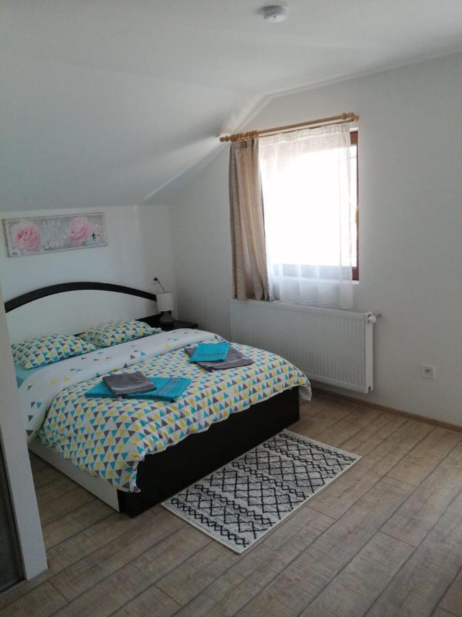 Cazare Regim Hotelier Zărneşti 外观 照片